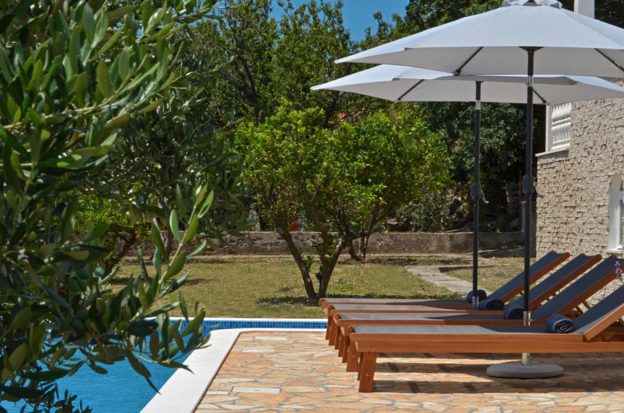 Holiday Home Nevera Kastela Exterior photo