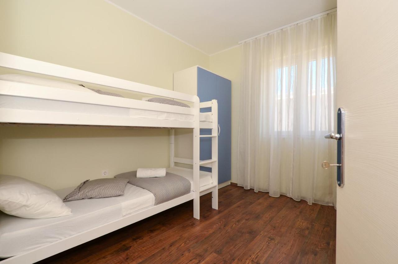 Holiday Home Nevera Kastela Exterior photo